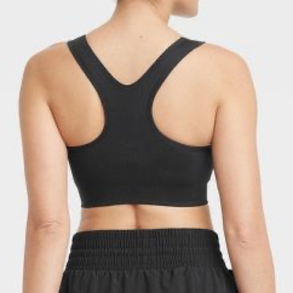 NEW All In Motion Bra - Picture 2 of 5